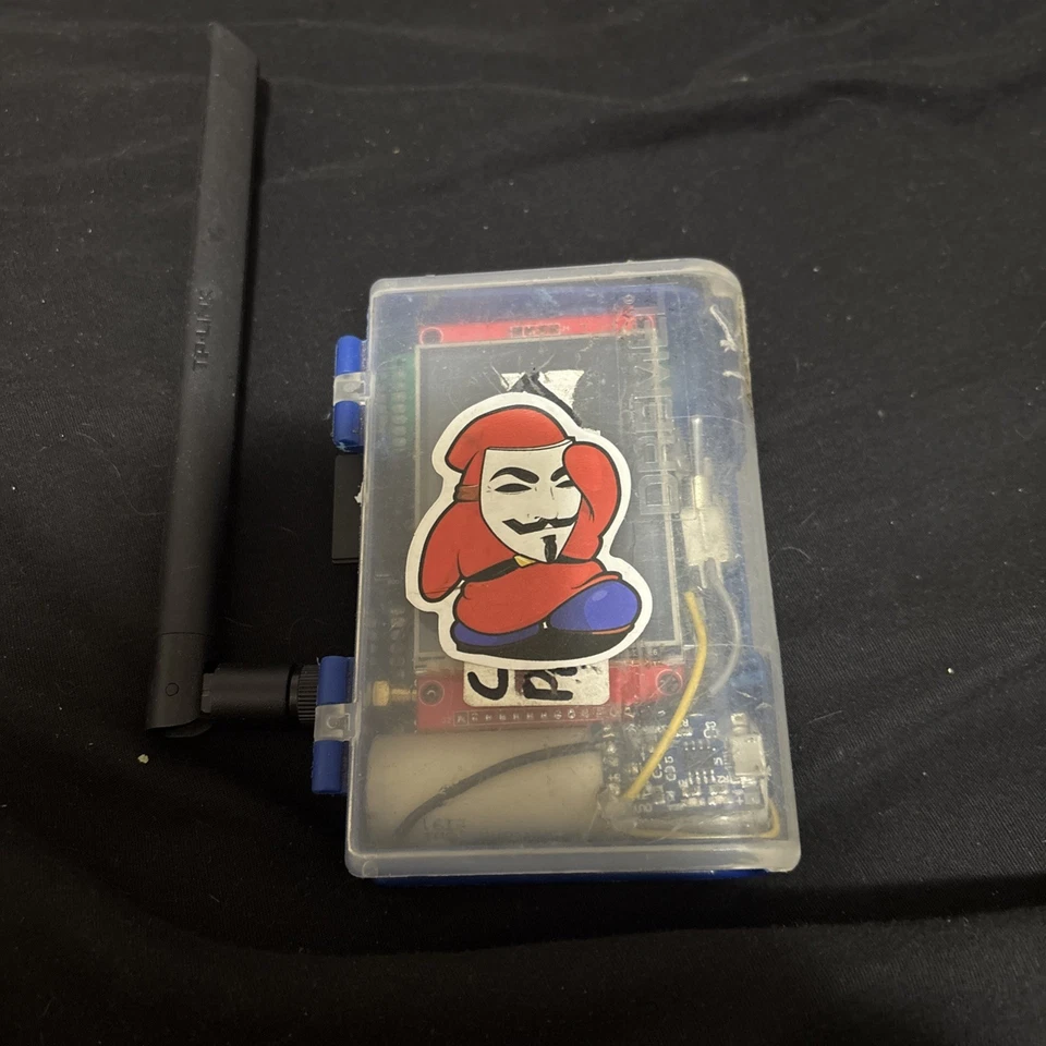 ESP 32 MARAUDER WiFi-Analysis Tool Custom Built - Image 1 of 4