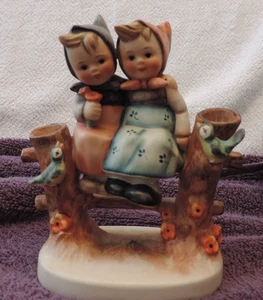 Vintage Hummel Coquettes Mould #Hum 179 Two Girls on Fence Mark 1957-1964 - Picture 1 of 3