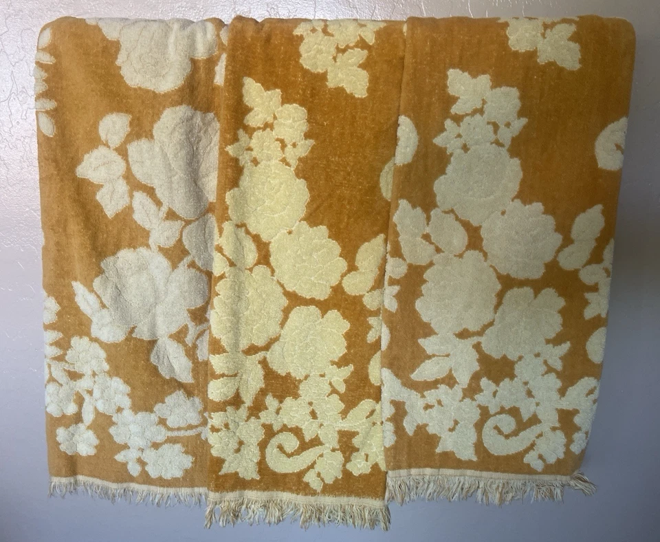 Juego de toallas de baño vintage con textura floral de cañón con flecos 3 piezas dorado amarillo 24 X 38 Foto 1 de 4