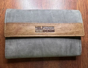 Tommy Hilfiger Women’s Soft Rustic Leather Wallet NWT European Prototype-One-Off - Picture 1 of 7