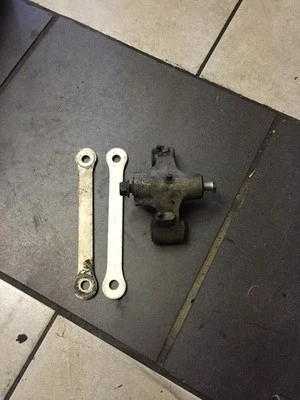 Amortiguador y huesos de perro Kawasaki ZX6R ZX6R J1 J2 2000-2001 Foto 1 de 4