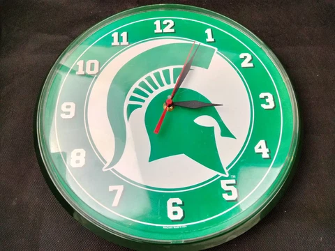 Spartan Wall Clock Spartan Head - Tested and Working Cover