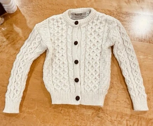 ARAN SWEATER MARKET 100% MERINO WOOL CHILD’S IVORY CARDIGAN SWEATER SIZE 2-3 YRS - Picture 1 of 8
