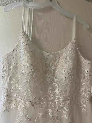 David's Bridal Studio Wedding Dress Size 14 - Image 1 of 4