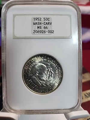 1952 (P) 50c Washington Carver OLD NGC Holder Vintage Silver Half - Image 1 of 4