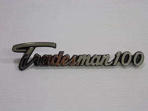 1970 - 1978 Dodge Tradesman 100 Van Emblem NOS 2956456 1971 1972 1973 1974 1975 - Bild 1 von 11