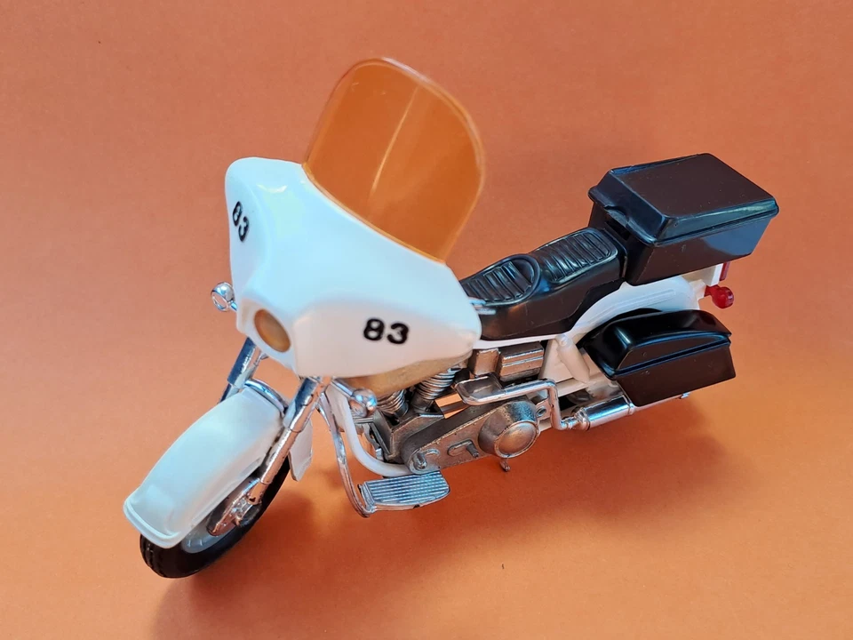 MATCHBOX - HARLEY-DAVIDSON K-83 1200 🔹 - Immagine 1 di 4