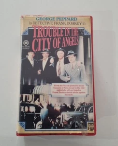 TROUBLE IN THE CITY OF ANGELS RARE BIG BOX EX RENTAL VHS VIDEO CLAMSHELL CLAM - Imagen 1 de 4