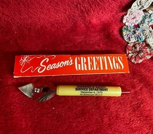 NOS Anheuser-Busch Can Opener in Original Package Season's Greetings  - Picture 1 of 4