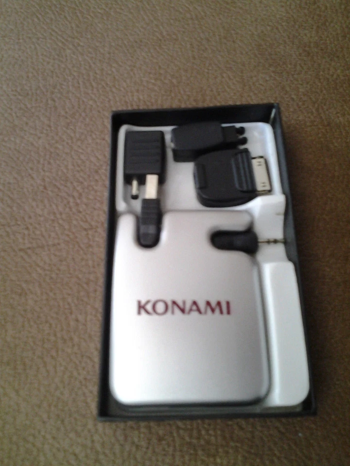 Konami USB Extender Multiple Ends USB 2 - Image 1 of 1