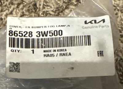 Cubierta antiniebla delantera derecha KIA 86528-3W500 2014-2016 Sportage  Foto 1 de 4