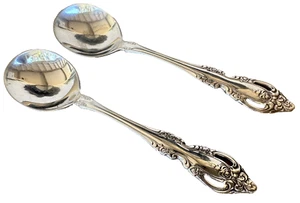 Brahms 2 Round Bowl Soup Spoons Oneida Community Stainless Pierced 72408 6 7/8" - Picture 1 of 3