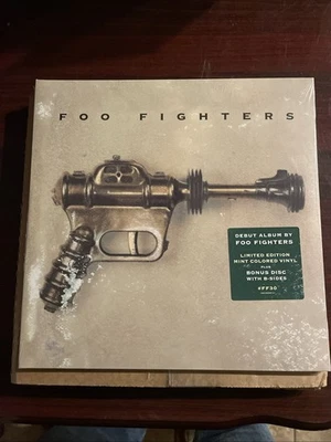 Foo Fighters - Foo Fighters (Indie Exclusive, Limited Edition, Mint Colored Viny - Image 1 of 4
