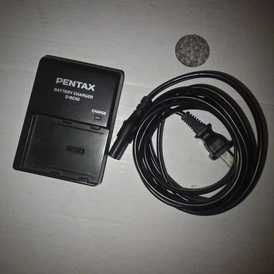 Pentax battery charger D-BC50 - Image 1 of 4