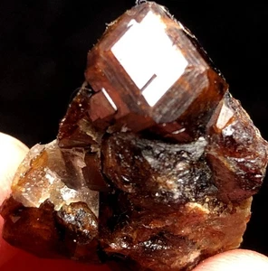 16g 1PC NEW Natural Chocolate Garnet Quartz Garnet Quartz crystal Inner s898 - Picture 1 of 8
