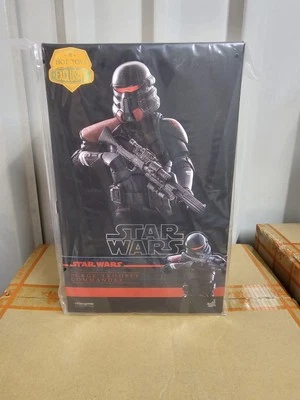 Hot Toys VGM67 Star Wars Jedi: Survivor - 1/6 Purge Trooper Commander - NEU U