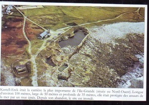 2000  --  VUE AERIENNE CARRIERE DE KASTELL EREK SUR L ILE GRANDE   U899 - Imagen 1 de 1