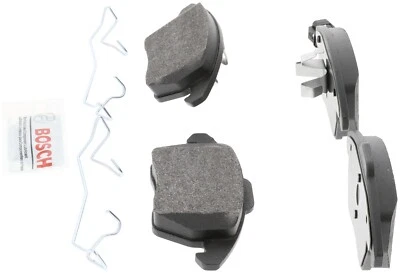 Pastillas de freno delanteras semimetálicas QuietCast Bosch 2006-2013 Audi A3 Quattro Foto 1 de 4