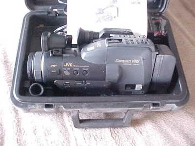 JVC CAMERA-RECORDER GR-M5 - Image 1 of 2