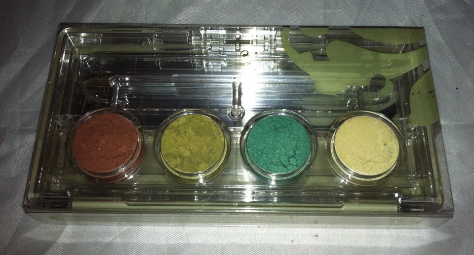 Revlon Sheer Loose Powder Eye Shadow in *770 SUB-LIME* Soft on Eyes Brand New - Image 1 of 1