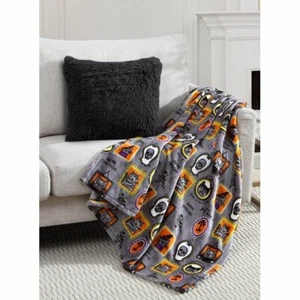 Way To Celebrate Halloween/Harvest Throw, 50" x 60", Halloween Character Frames - Picture 1 of 4