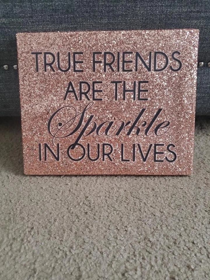 True Friends Glitter Art - Image 1 of 1