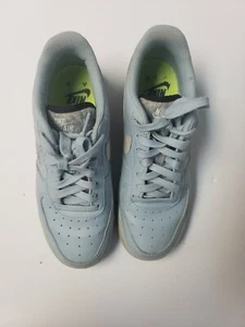 Nike Air Force 1 Leather Light Blue Women Size 7 Gray speckled swoosh - Picture 1 of 17