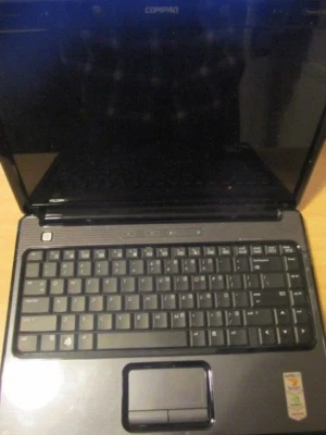 Compaq Presario V3000 Laptop - Image 1 of 4
