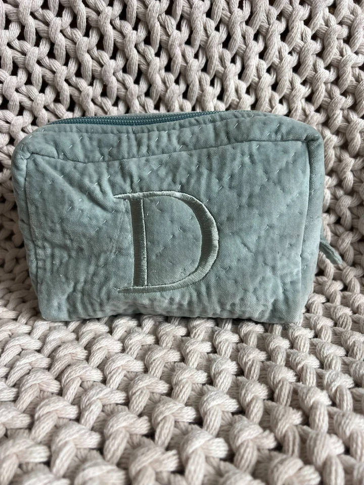 Pottery Barn косметический макияж сумка синий выстеганный бархат шелк с монограммой "D" - Изображение 1 из 1