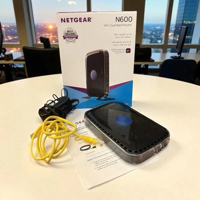 Netgear N600 WiFi Dual Band Router WNDR3400 Wireless 300+300 Mbps Tested - Image 1 of 4