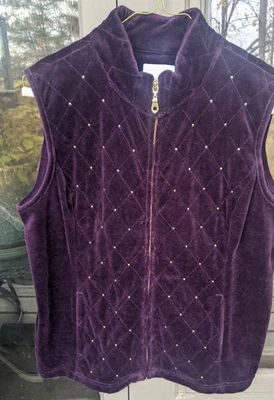 Charter Club Women’s Deep Plumb  Velour Full-Zip Quilted Vest Gold studs sz. L - Image 1 of 4
