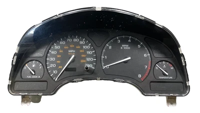Cuadro de instrumentos velocímetro Saturn serie L 2000-2002 130 k millas 22690489 Foto 1 de 4