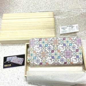 Hello Kitty Sanrio Asakusa-bunko Cowhide Himeji Leather Long Wallet wz/Box&Tag - Picture 1 of 4