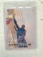 1996-97 Bowman's Best Shots Refractor KEVIN GARNETT #5 Insert    TIMBERWOLVES