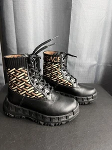 Versace La Greca Kids Girls Boots Sz 10.5US  / IT-EU 28 $ 49 Dlls. USED - Picture 1 of 10