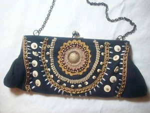 VINTAGE STYLE BLACK BEADED PURSE WITH METAL FRAME/STRAP  - EXCELLENT CONDITION  - Picture 1 of 3