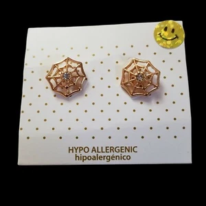 HALLOWEEN SPIDERWEB CRYSTAL STUD EARRING Unique Hypoallergenic Jewelry Women Men - Picture 1 of 12