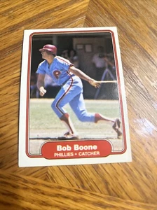 1982 Fleer Bob Boone #240 Philadelphia Phillies - Picture 1 of 3