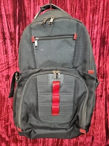 PREOWNED YOREPEK Extra Large Backpack Fits 17" Laptops USB Charging Port Black - Picture 1 of 11