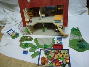 LOT PLAYMOBIL MAISON HOME Accesoires Personnages - Foto 1 di 12