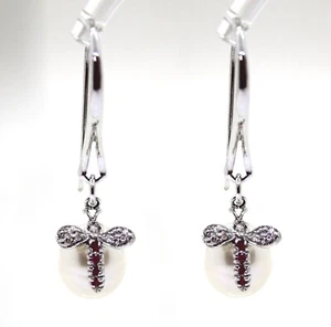 Orecchini in Oro Bianco 18k con Diamanti, Rubini, Perle Australia e Libellula - Imagen 1 de 2