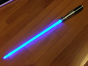 Master Replicas Star Wars Luke Skywalker ANH Ultimate FX Lightsaber *Prototype* - Picture 1 of 10