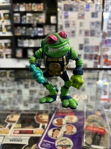 Figura de acción Hasbro Bucky O'Hare The Toad Wars Storm Toad Trooper 1990 - Imagen 1 de 4