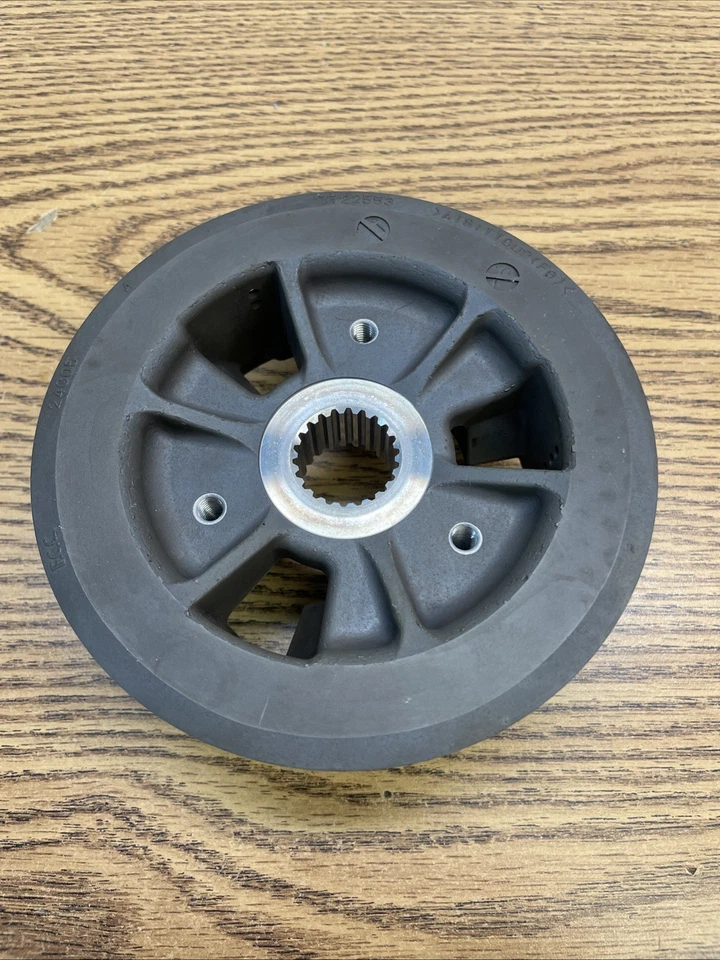 宝马 R1200RT 2014 至 2018 CLUTCH HUB 部件 # 21215A6F9A8 — 第 1/4 张图片