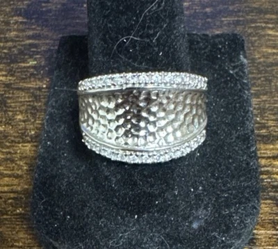 Anillo martillado Joseph Esposito ESPO 925 plata de ley y circonita cúbica tamaño 9/7,82 gramos Foto 1 de 4