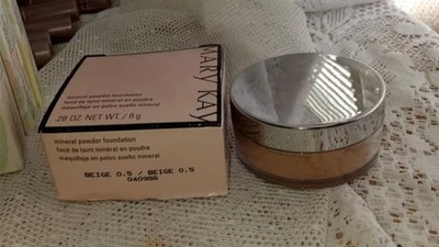 MARY KAY Mineral Powder Foundation BEIGE 0.5 #040986 ~ New in Box - Image 1 of 2