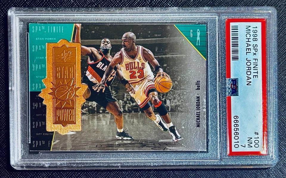 1998 UPPER DECK SPX 迈克尔·乔丹 #100 PSA 7 近乎完好 964/5400 — 第 1/2 张图片