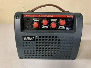 Yamaha Va - 5 Guitar Bass Amp Combo - Picture 1 of 3
