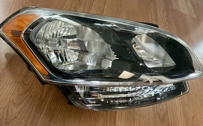 Excellent OEM 2012 2013 KIA SOUL HALOGEN RIGHT PASSENGER HEADLIGHT - Imagem 1 de 4