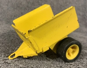 Vintage Tonka Pressed Steel Yellow Two Wheeled Trailer Cart Toy - 2.5 x 3" - Picture 1 of 8